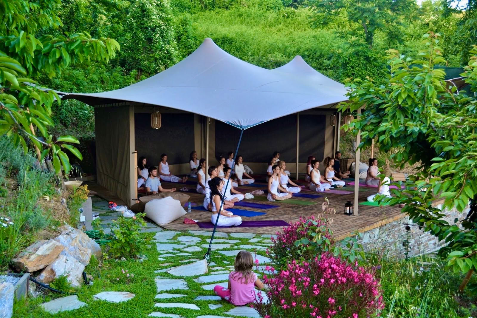 PELION HOMES | Retreat-center - fordybende oplevelser i langsomt tempo med naturen i centrum