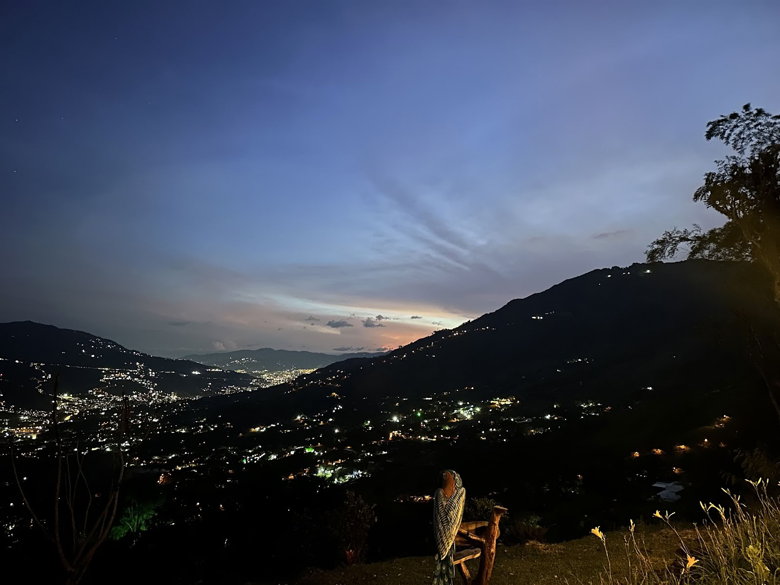 Ayahuasca-retreat i Colombia med mundharmonika (tidligere Guacamayo)