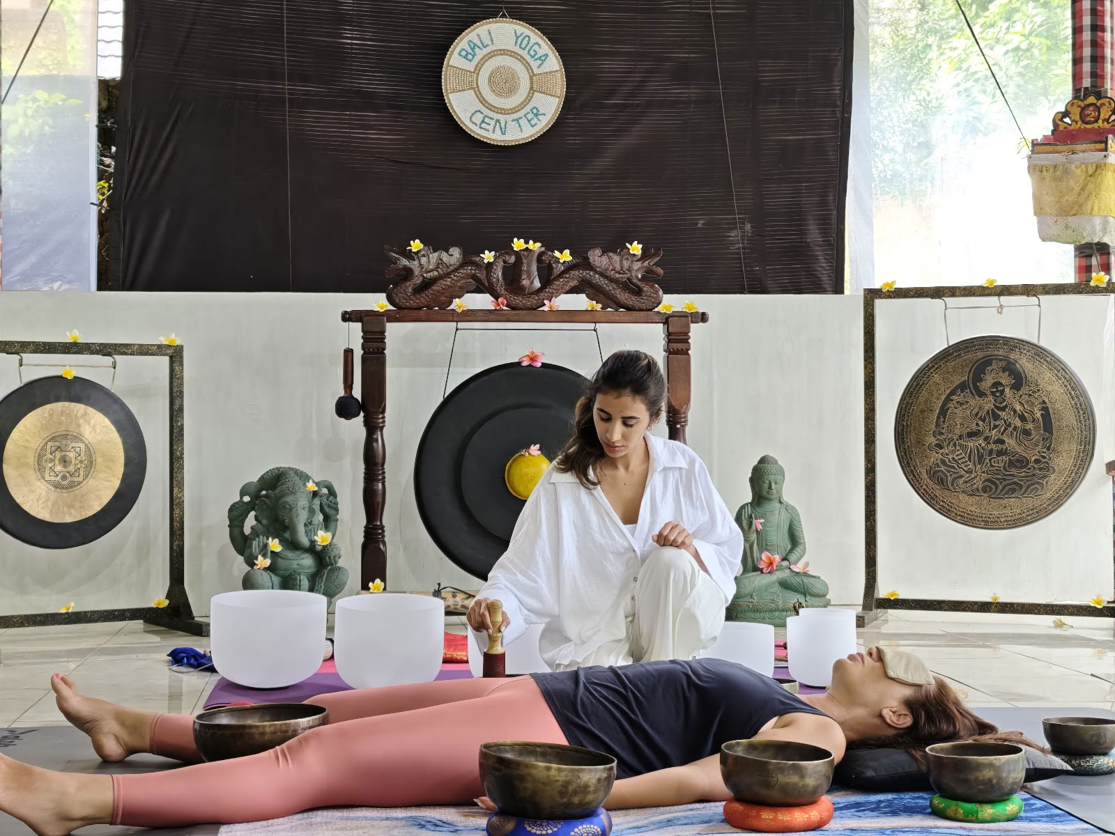 Bali Yoga Center - Yogaundervisning og yogalæreruddannelse i Ubud, Bali