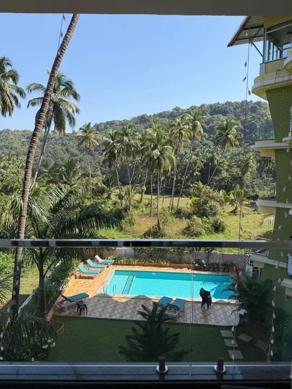 Rishikul Yogshala - Yogalæreruddannelse i Kerala