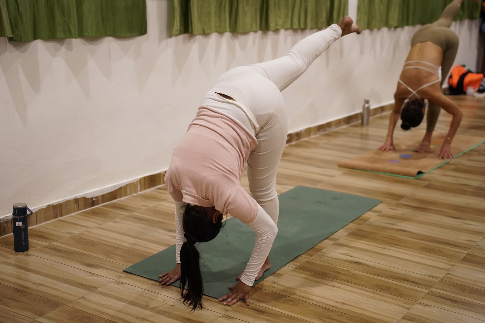 Solens yogalæreruddannelse i Rishikesh - Sun YTTC Rishikesh