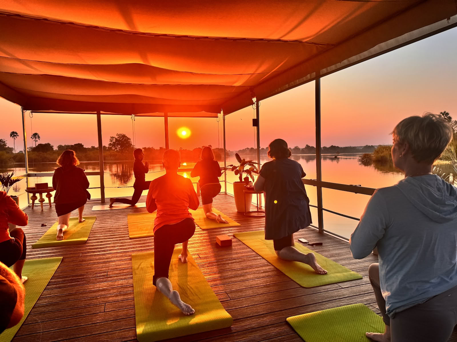 Yoga ved Victoria Falls