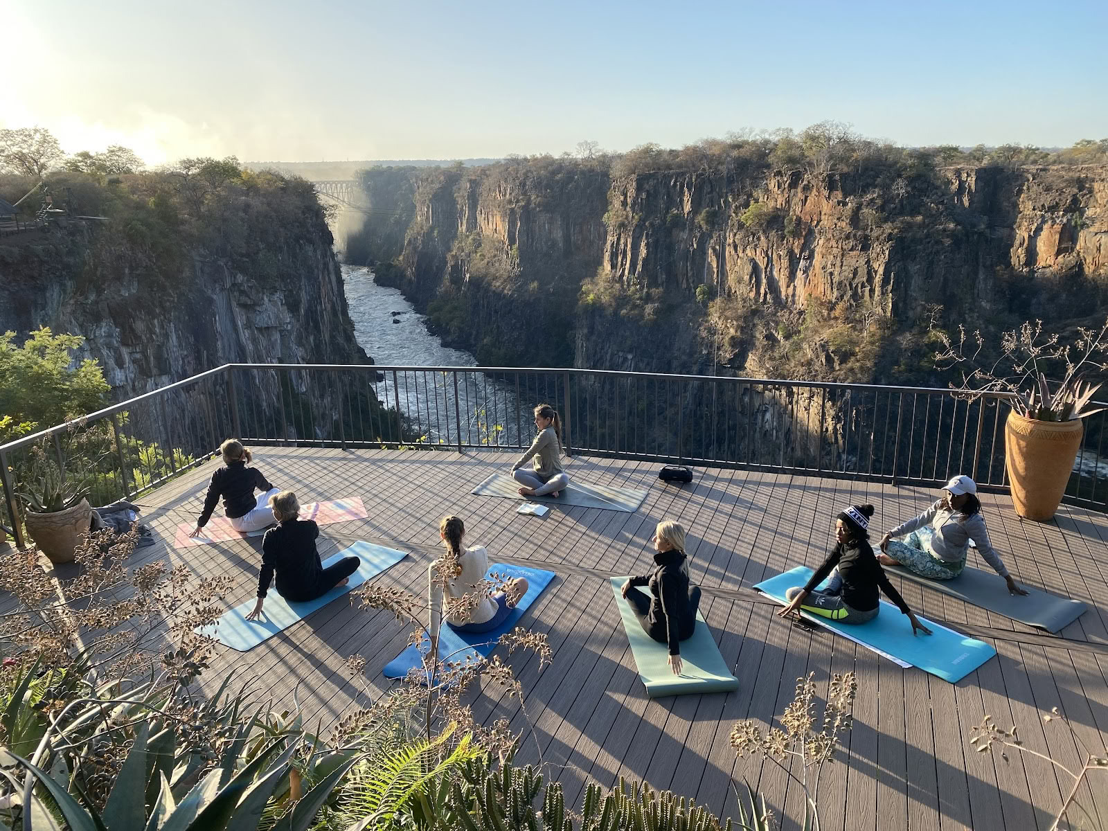 Yoga ved Victoria Falls