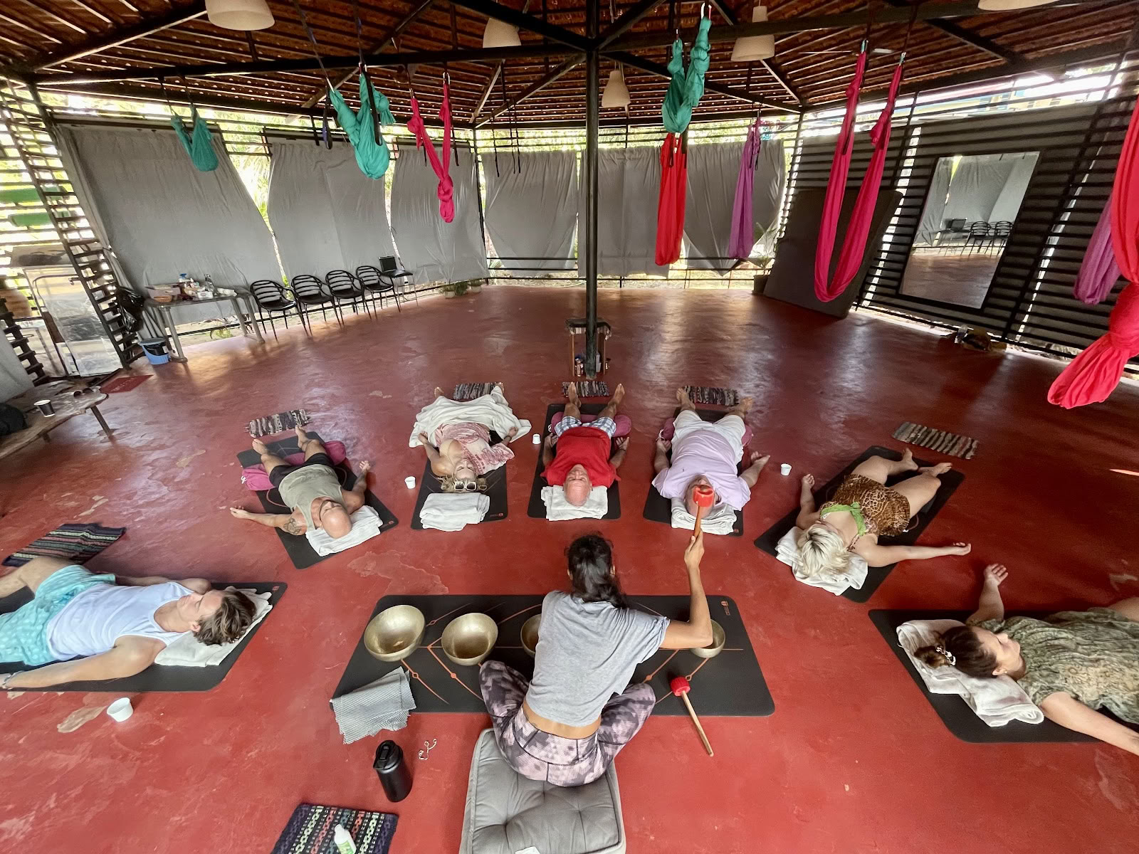 OM Studio Agonda - Aerial Yoga og lydhealing i Goa