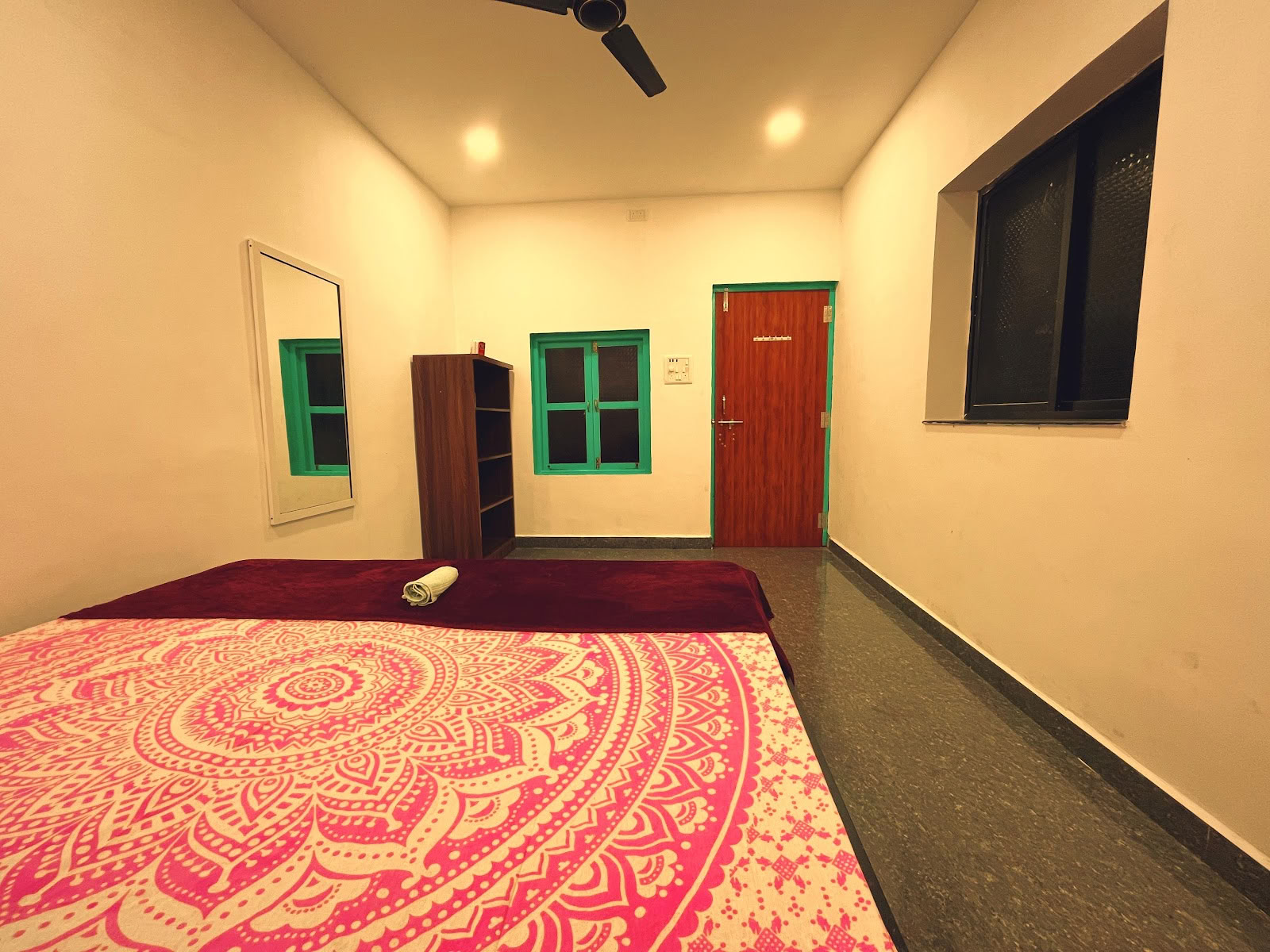 Tapas Yoga Indien | Bedste yogalæreruddannelse og yogaretreat i Indien
