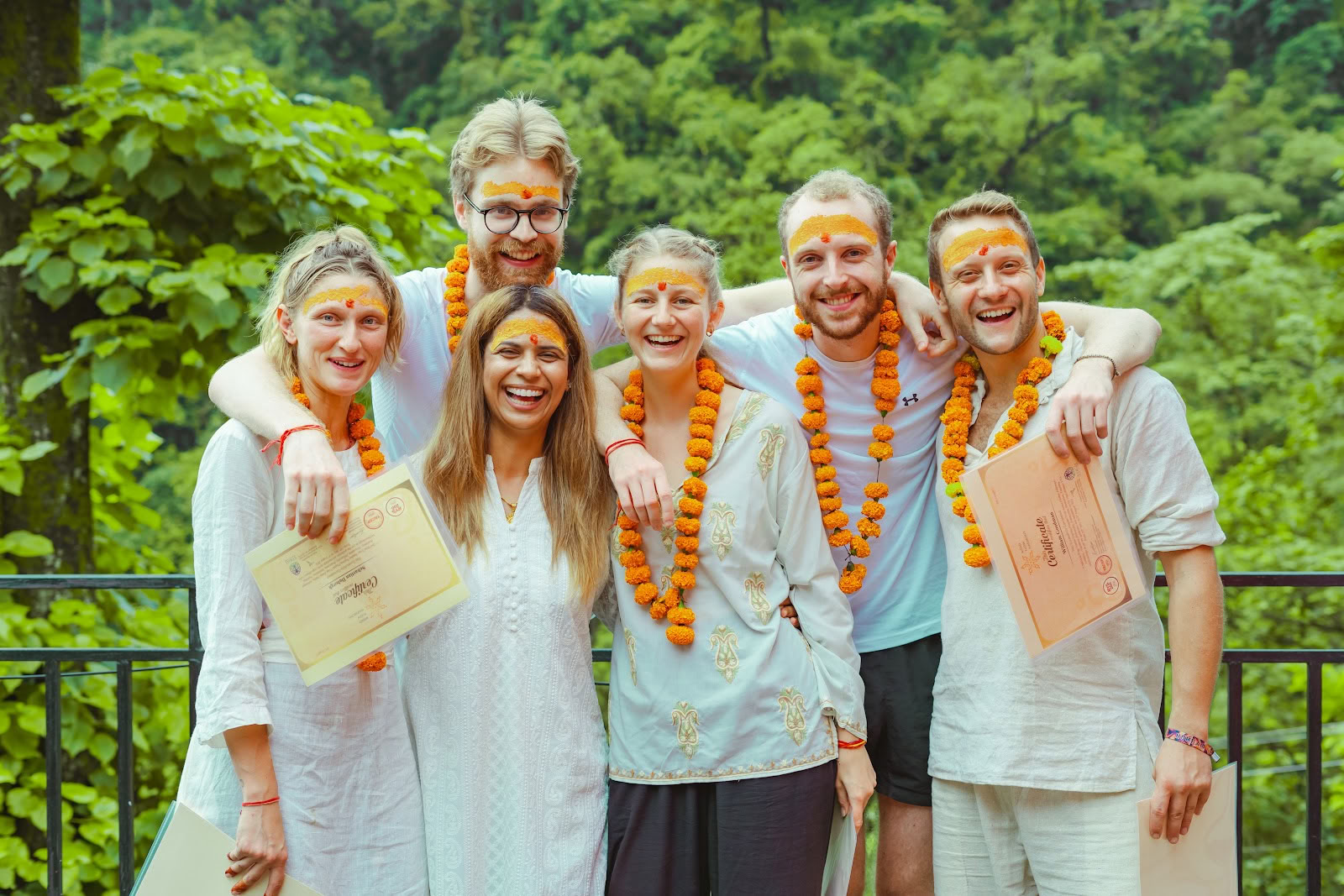 Sindets Flow-harmoni - Den bedste yogalærerskole i Rishikesh