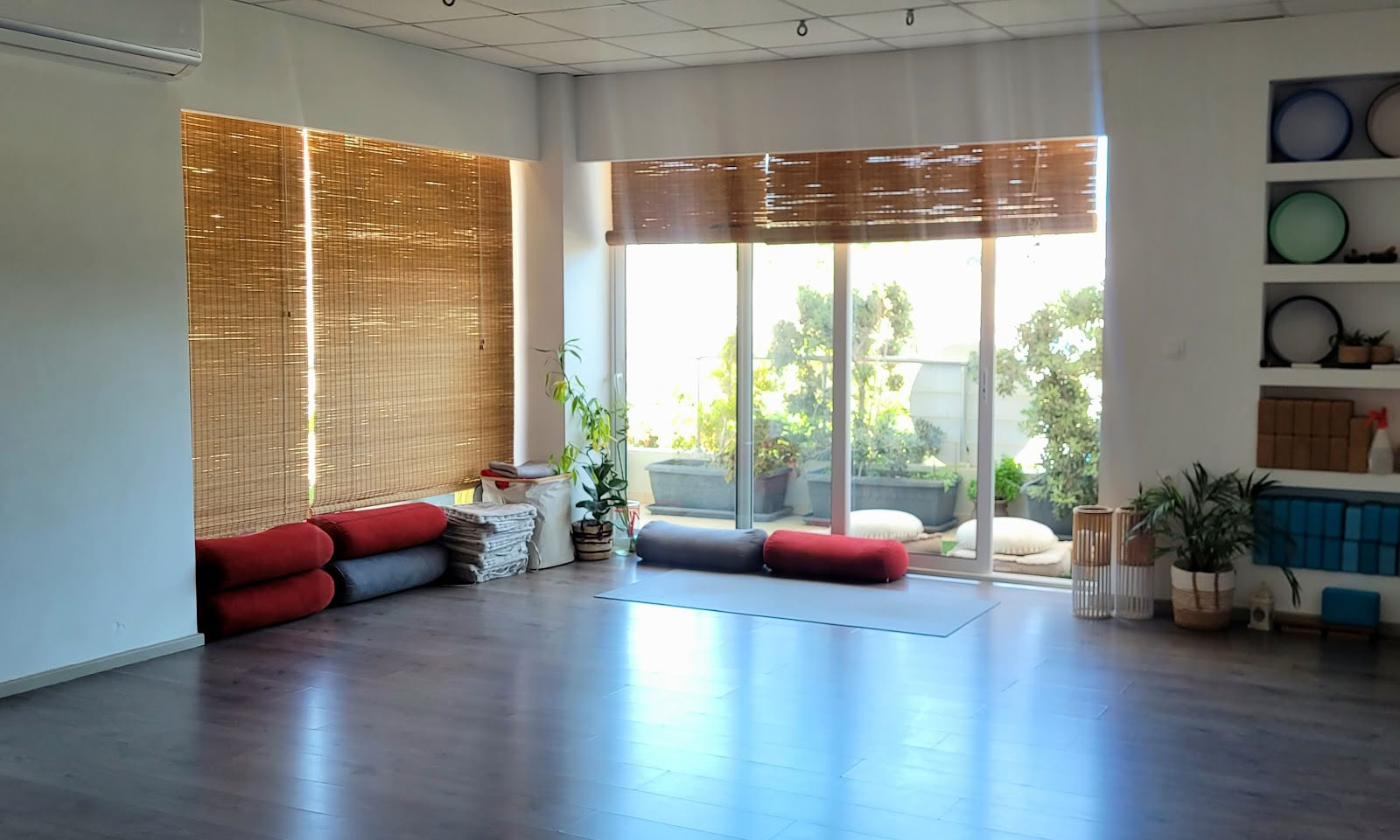 Retreat Yoga Studio