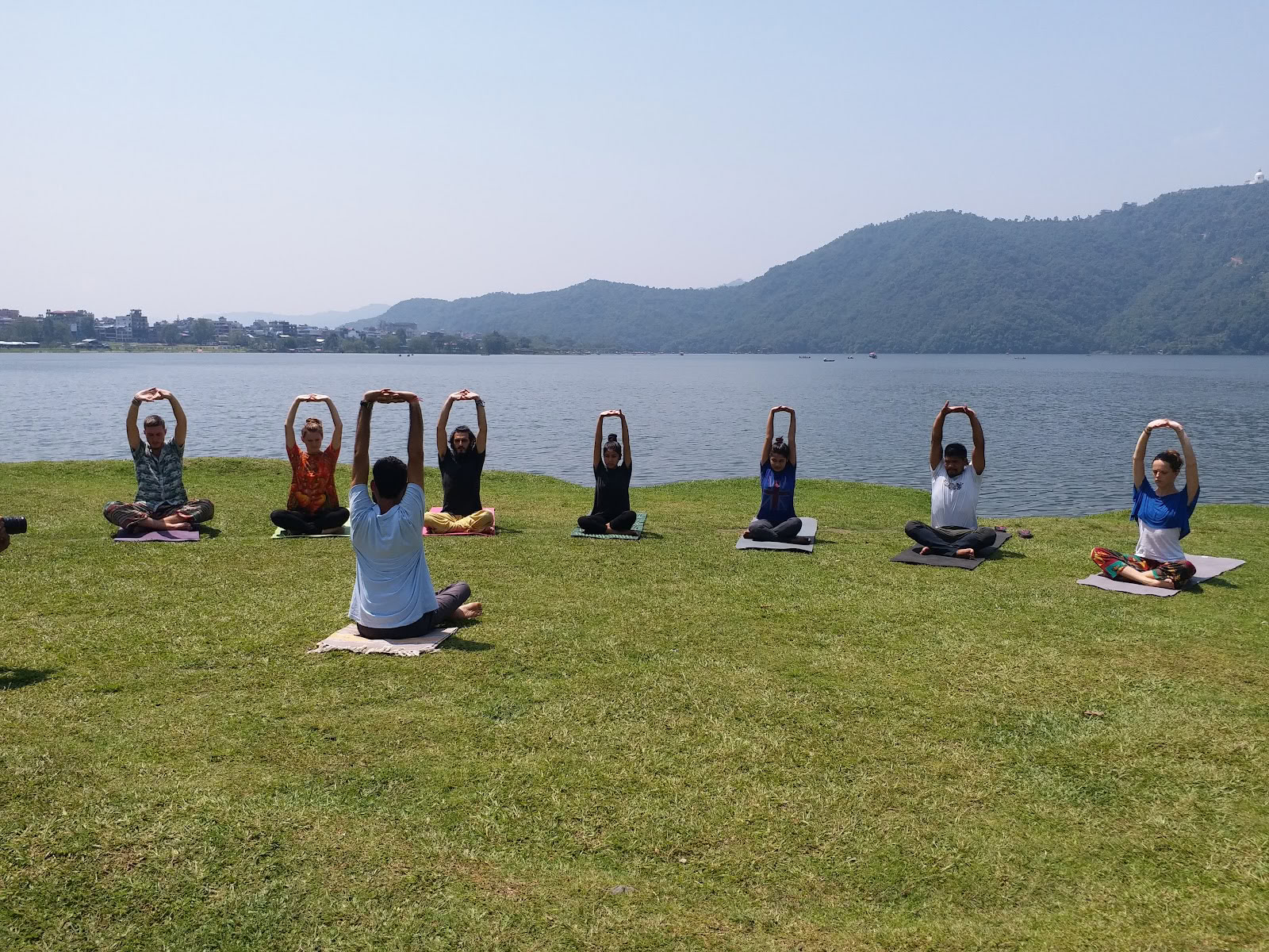 Yogauddannelse i Nepal af Salamba Yoga