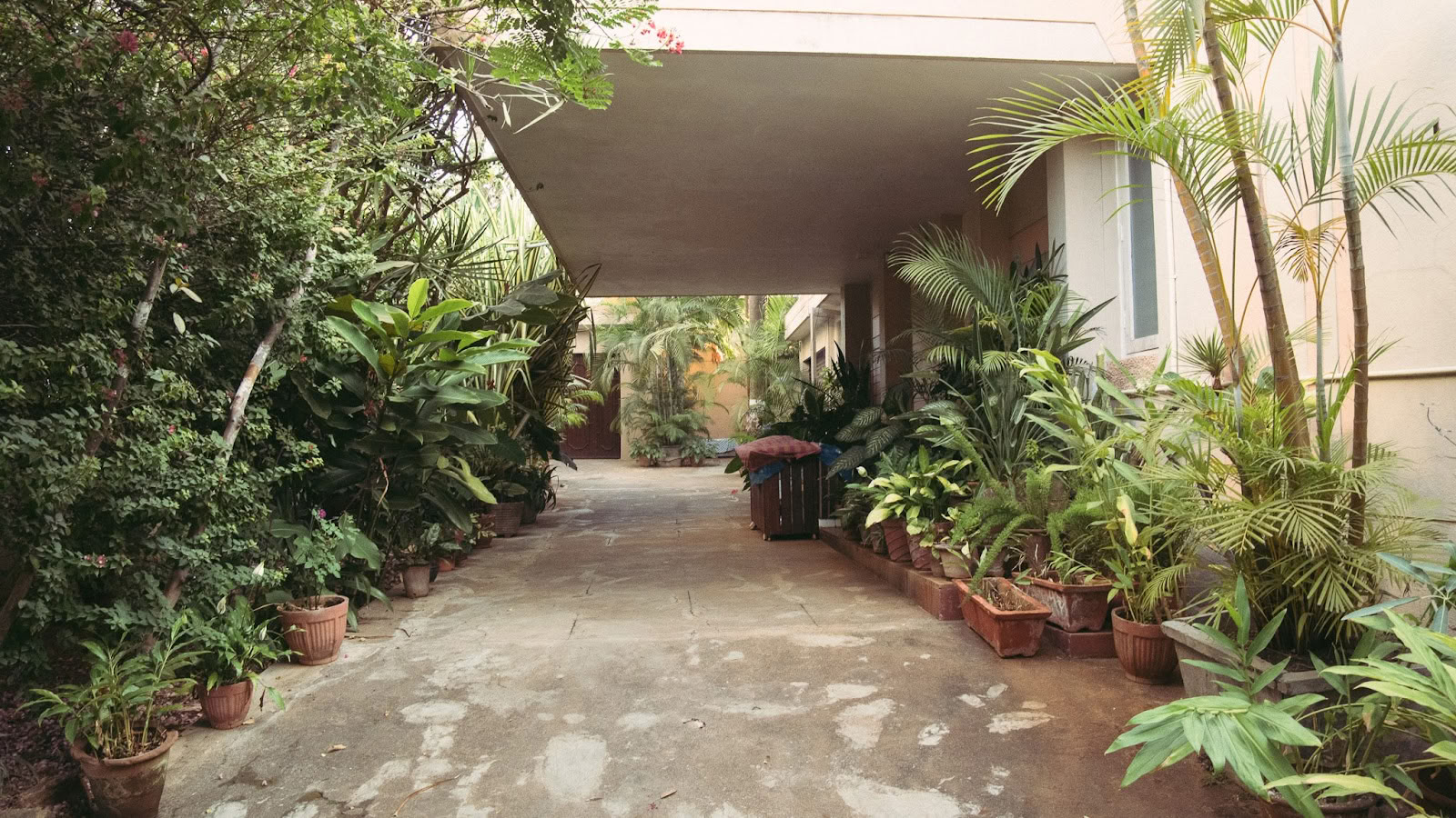 Anokhi Garden Guesthouse og Café