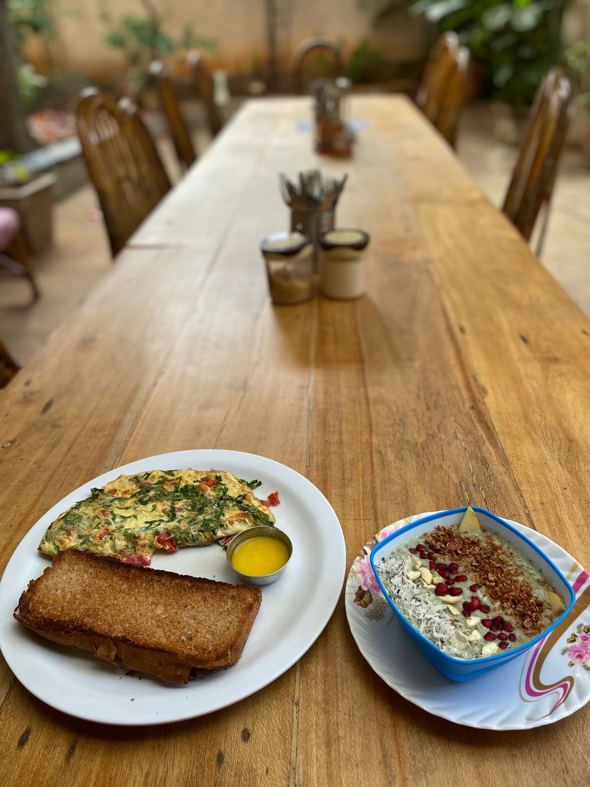 Anokhi Garden Guesthouse og Café