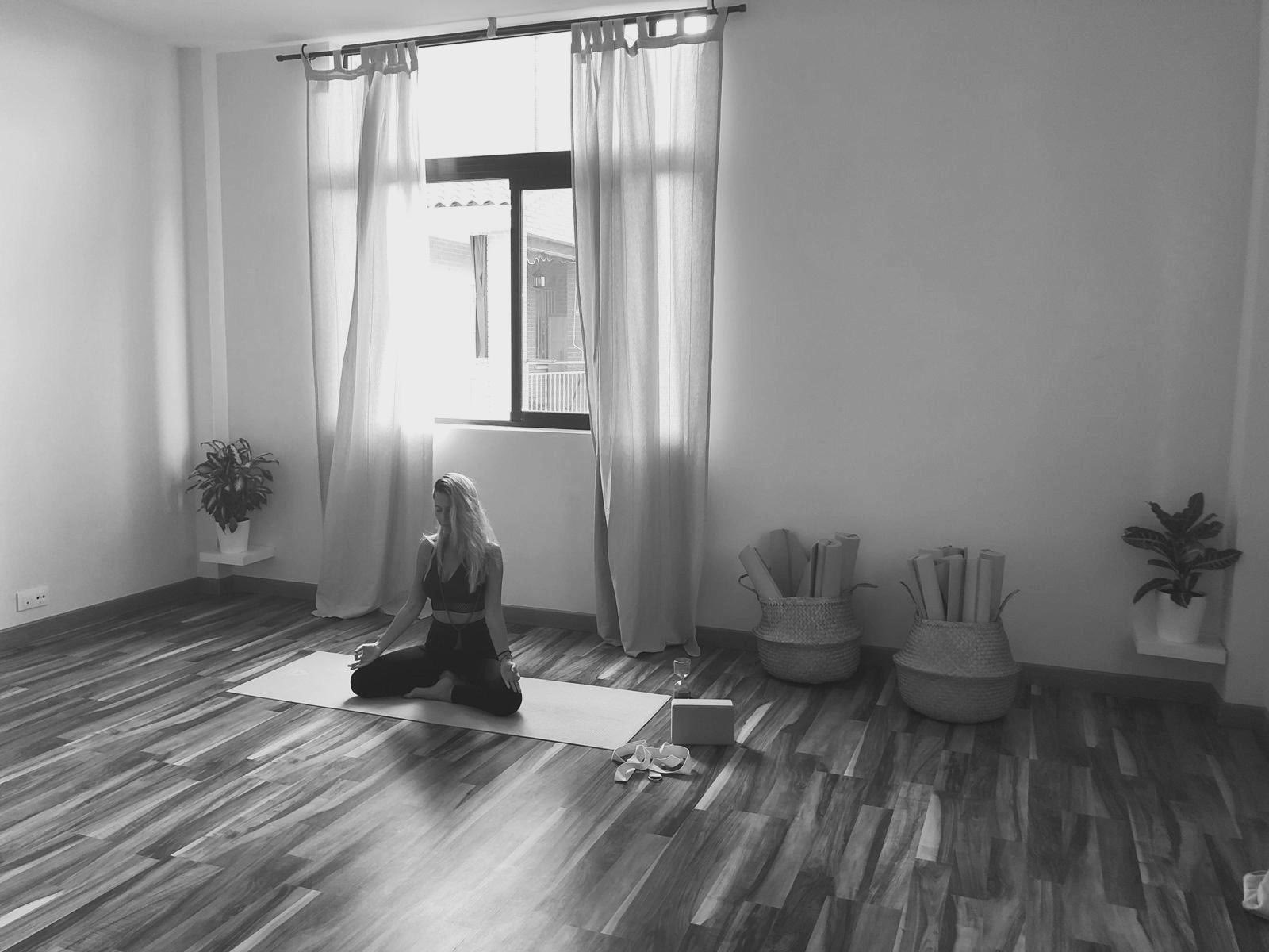 Mãe Yoga- Yogacenter i Calypo Fado - Casarrubios del Monte