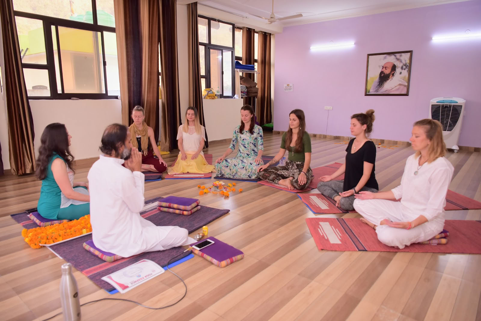 Yoga-essens: uddannelse til meditationslærer i ashram