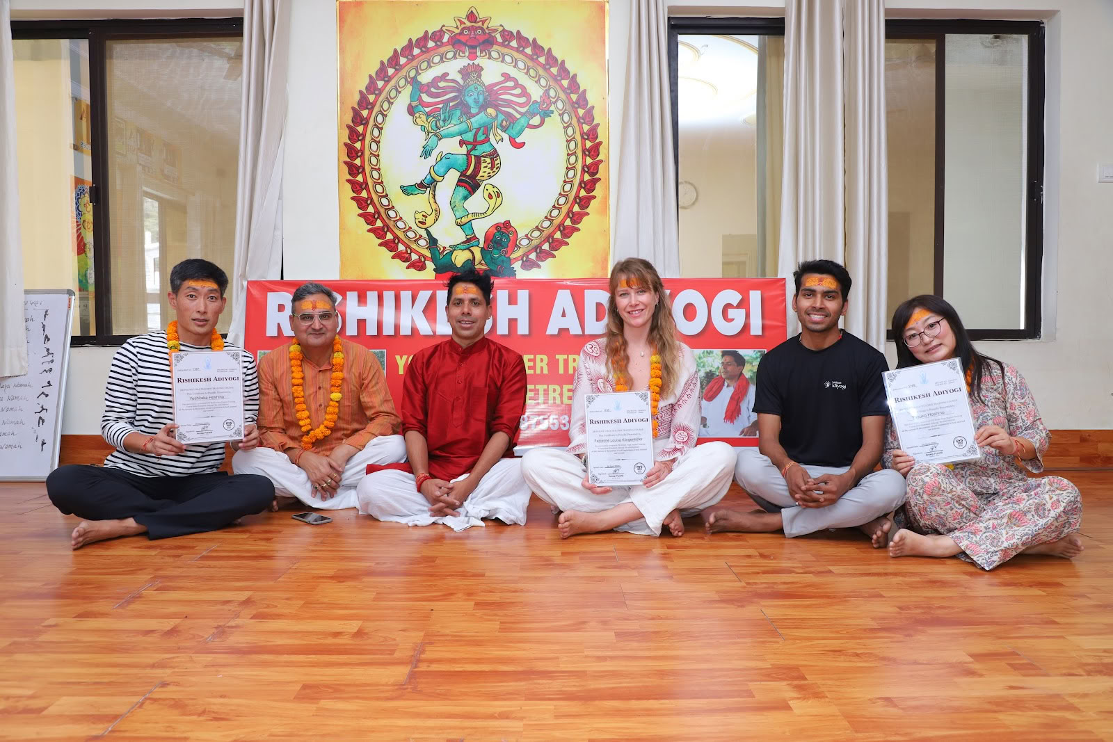 Rishikesh Adiyogi - Yogalæreruddannelse i Rishikesh RYS 200, 300