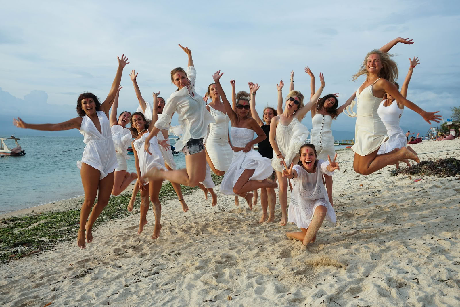 Santosha Yoga + Pilates Institut