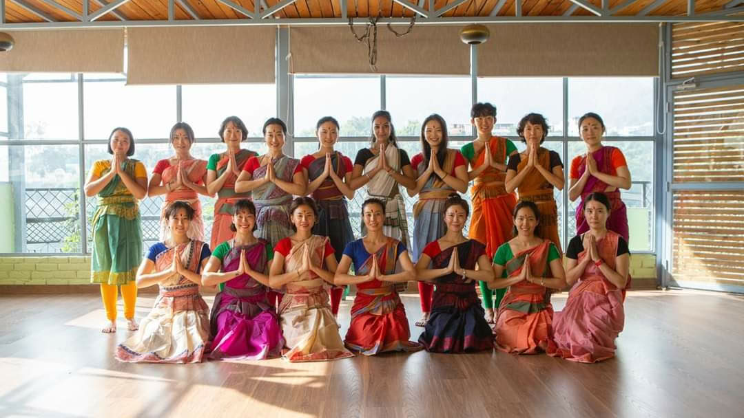 Aadi Yoga School - Den bedste traditionelle yogaskole i Rishikesh, Indien