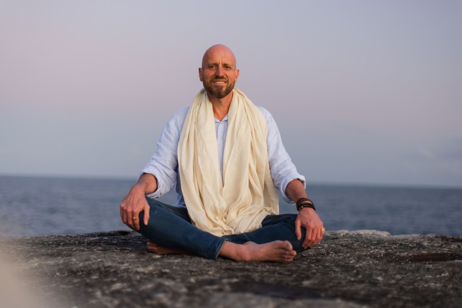 Geoff Rupp- Find din ro - vedisk meditation - vedisk astrologi - Himalaya-vejrtrækningsarbejde - Ascending Minds Coaching