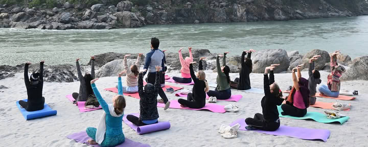Jiva Yoga Academy - 200 timers, 300 timers yogalæreruddannelse i Rishikesh, Indien