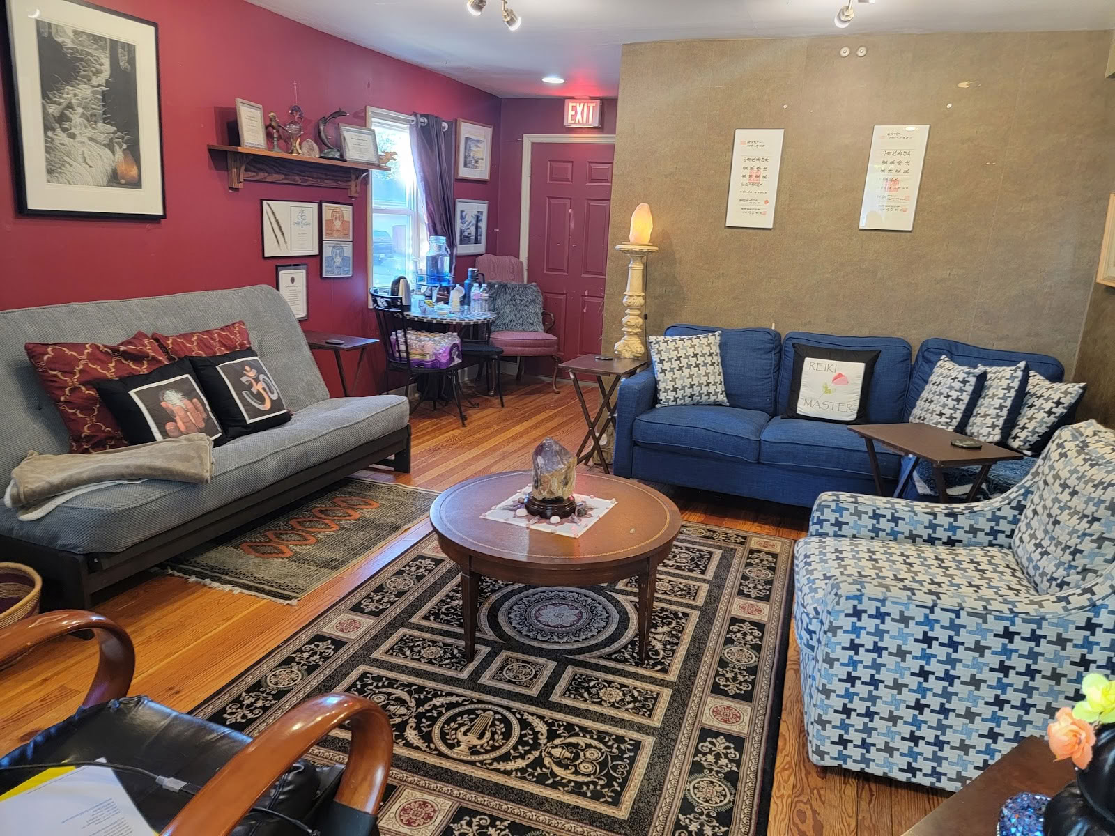 Kathy Milanowski, Wisconsin Wellness Center, Reiki-uddannelse og retreats