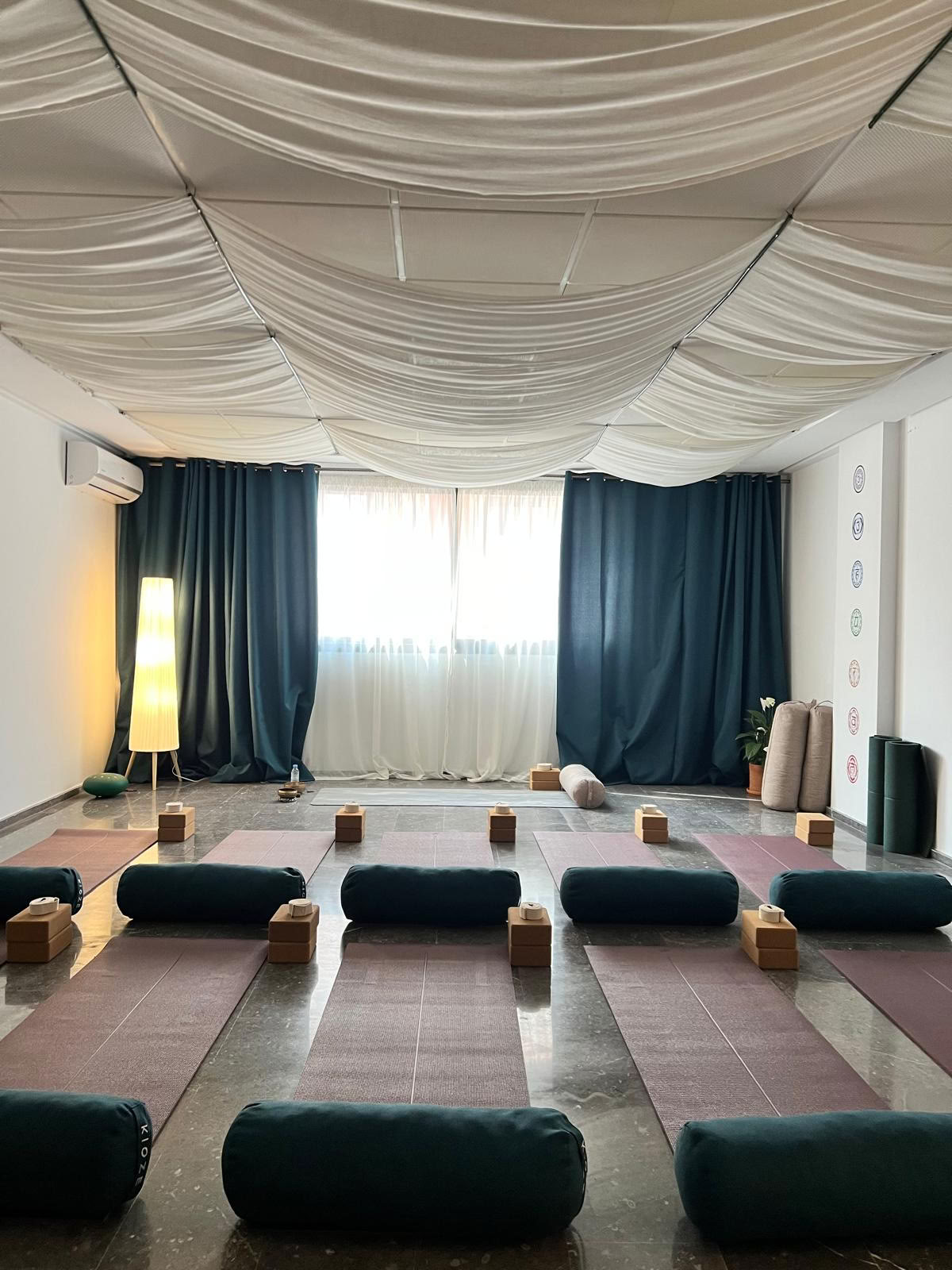 Kioze - Yoga i Marrakesh, Yogastudie 100 % for kvinder, Pilates i Marrakesh, orientalsk dans, kvindeboksning, yogaundervisning i Marrakesh