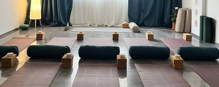 Kioze - Yoga i Marrakesh, Yogastudie 100 % for kvinder, Pilates i Marrakesh, orientalsk dans, kvindeboksning, yogaundervisning i Marrakesh