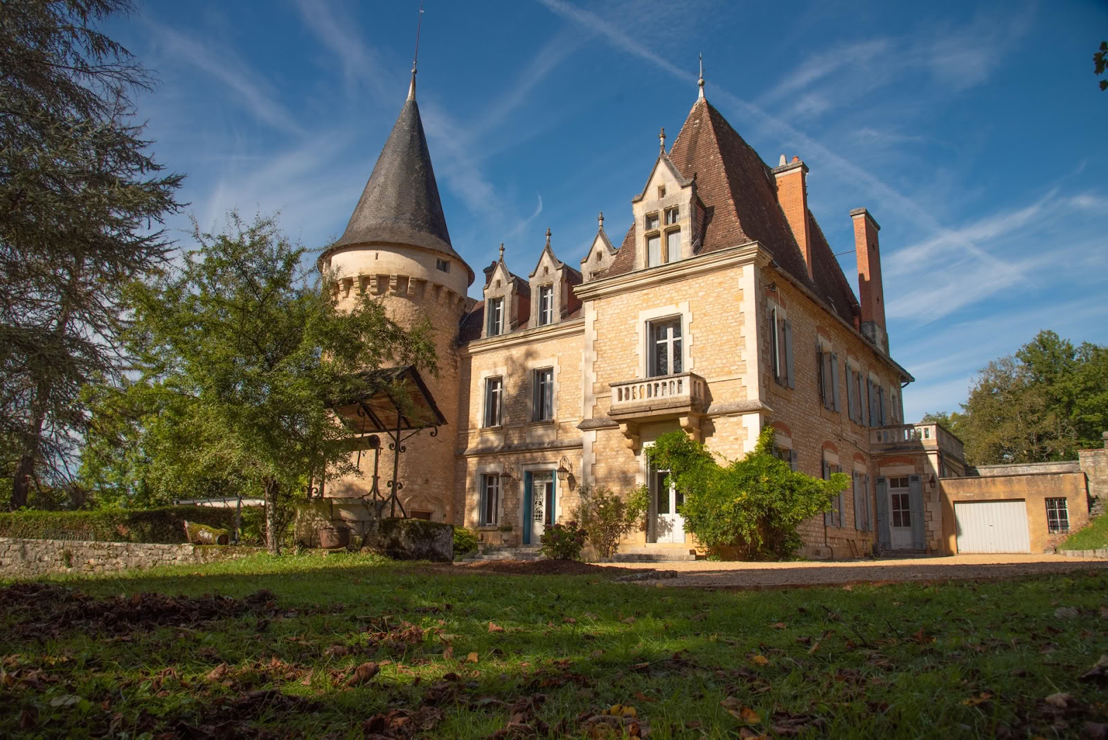 Chateau de Saint-Germain-des-Prés | Herregård og skaber