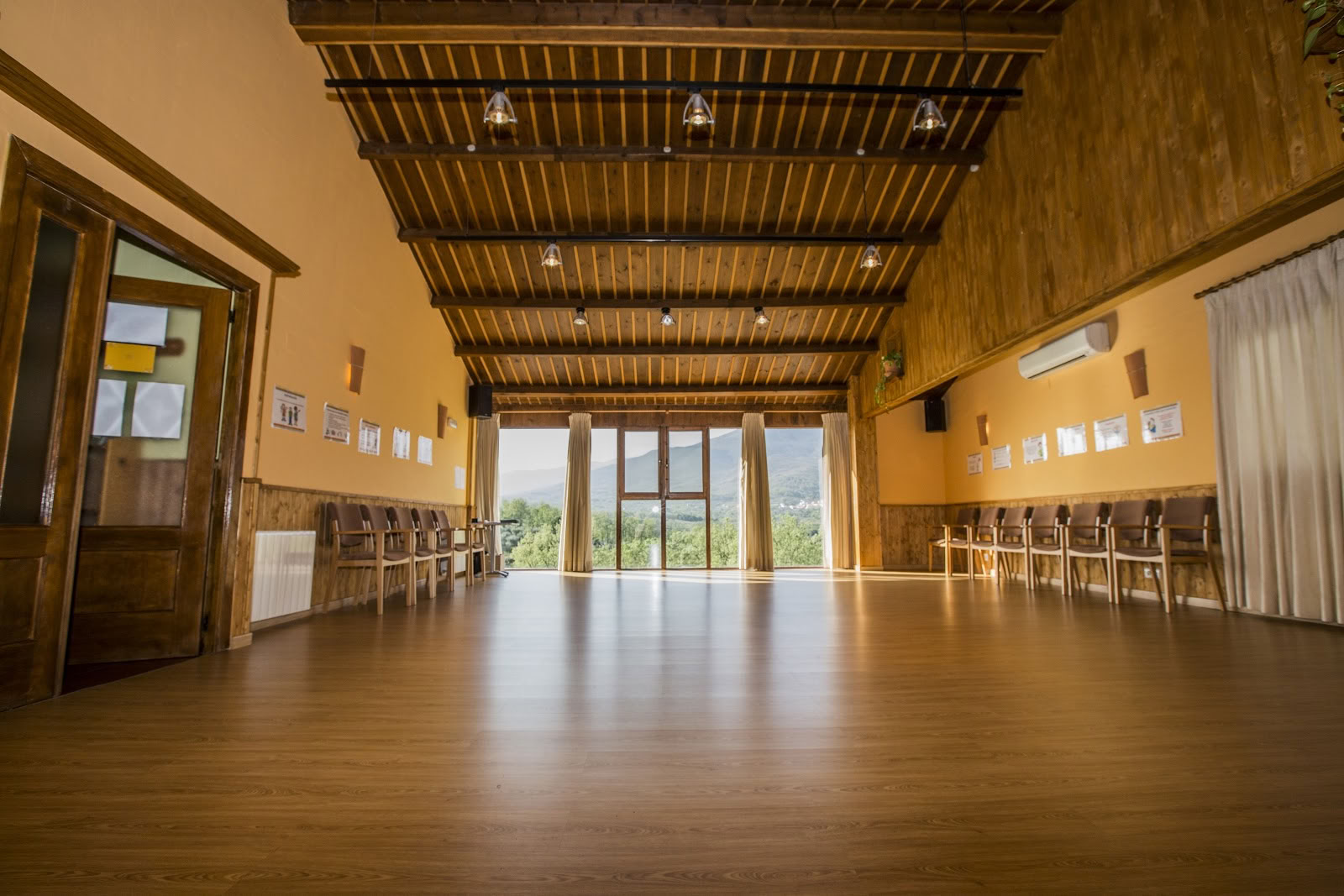 Matrika Yogaskole & Ashram