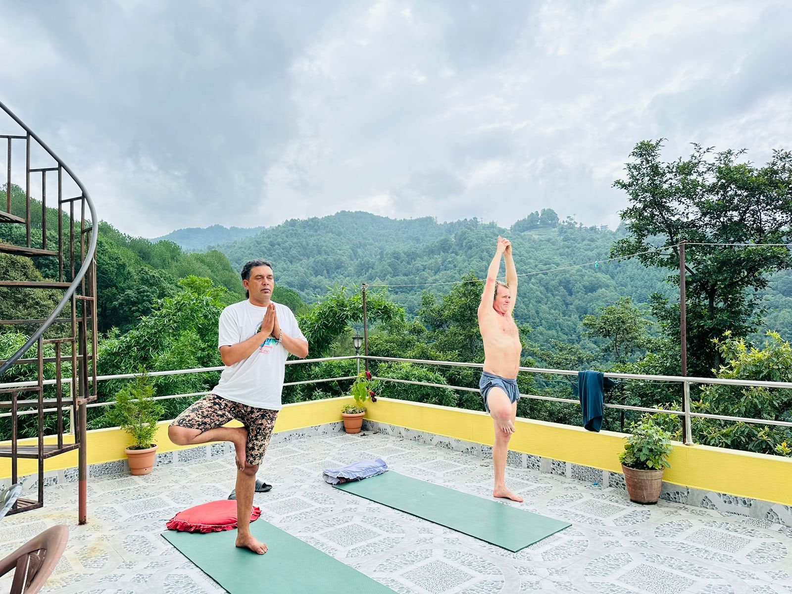 Mokshya Yoga-retreat i Nepal