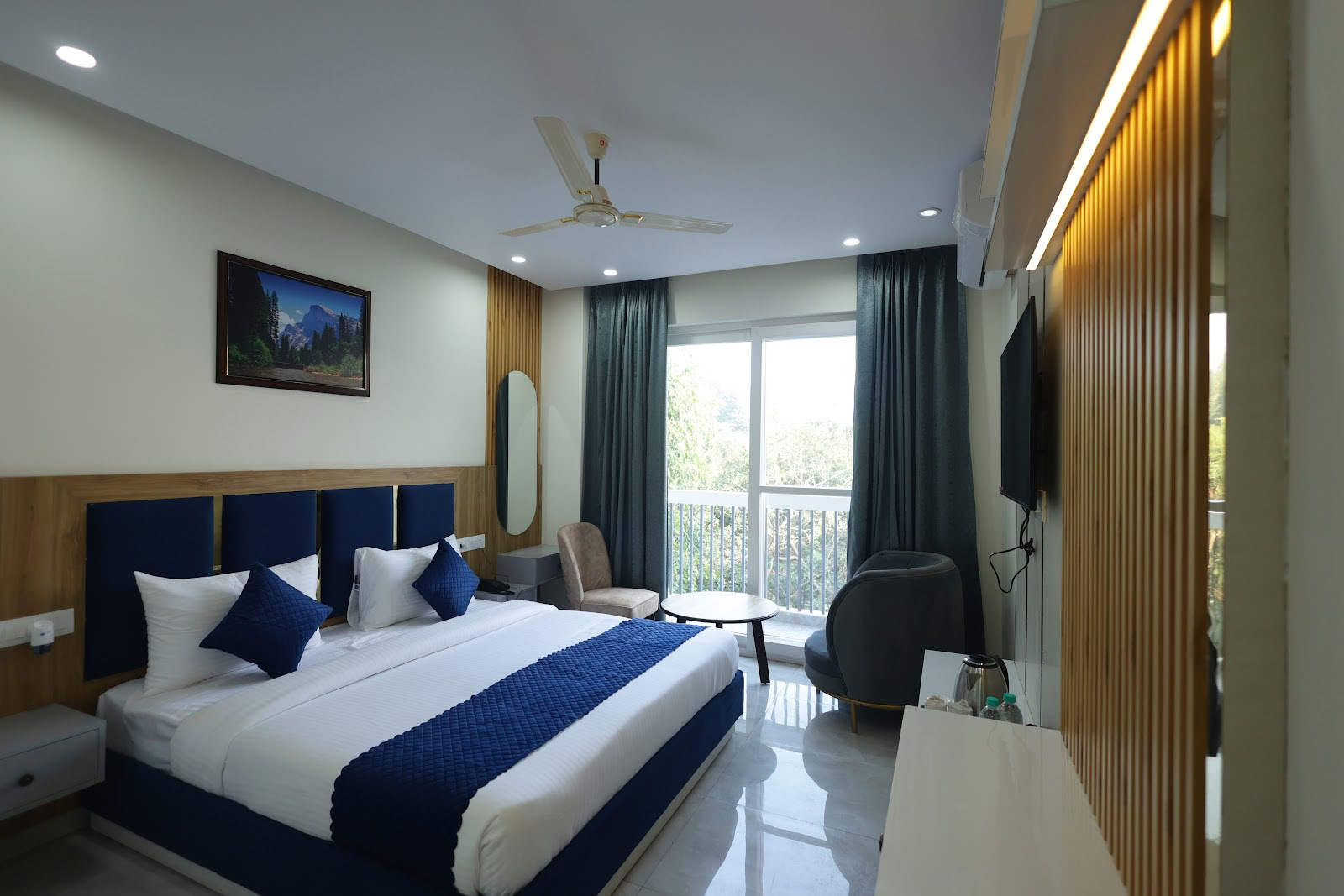 Rødder & Toppe - Luksuriøst yogaretreat & boutiquehotel i Rishikesh