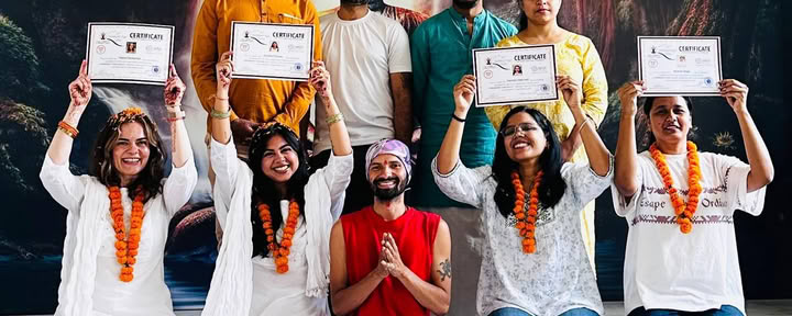 Rishikesh Yoga Valley School | Yogalæreruddannelse i Rishikesh