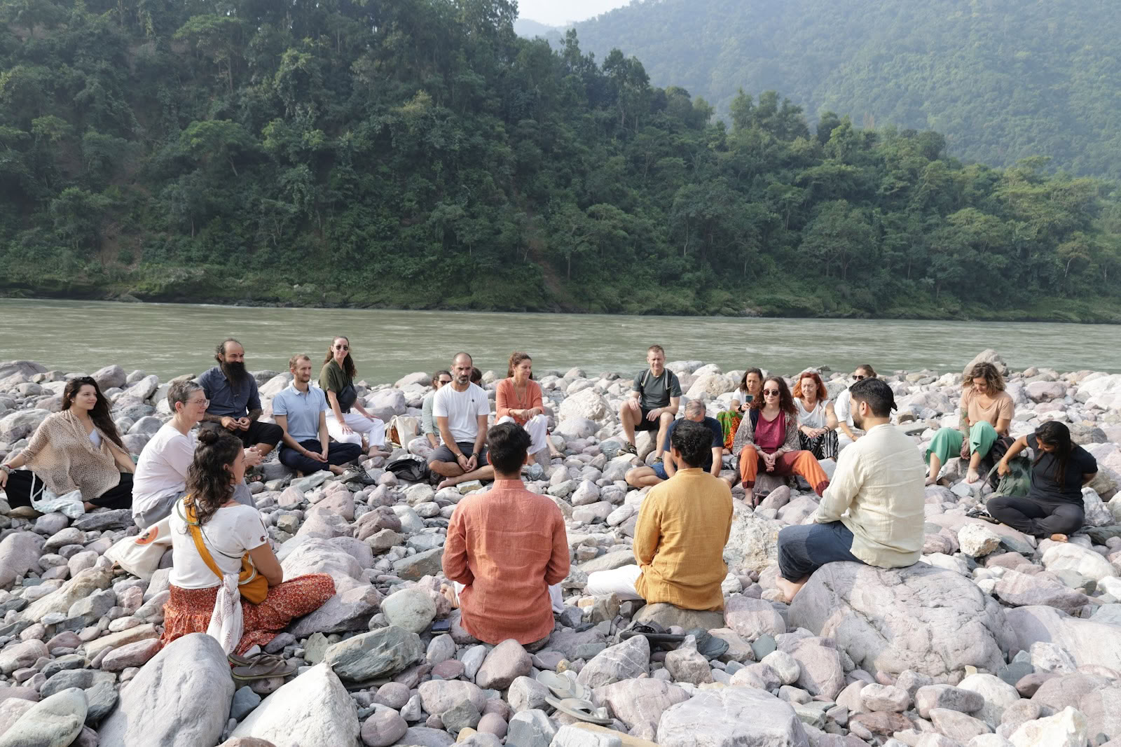 Satya Yoga Ashram | Fransk yogaskole, Rishikesh, Indien