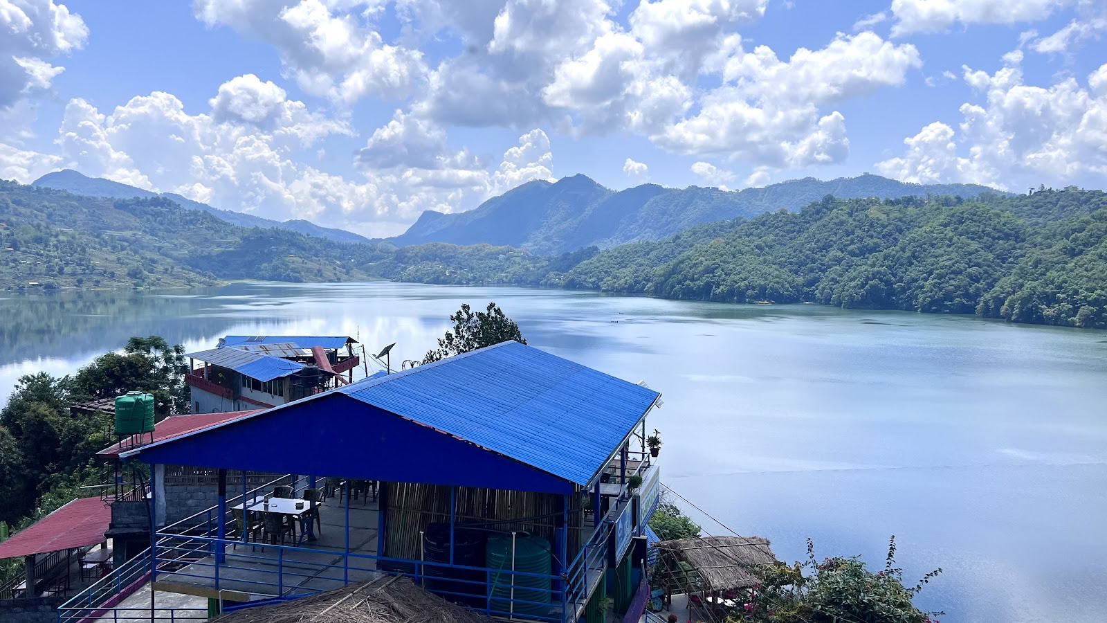 Shivalaya Yoga Ashram i Nepal - Yogalæreruddannelser og Retreats