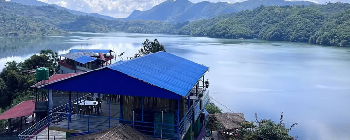 Shivalaya Yoga Ashram i Nepal - Yogalæreruddannelser og Retreats