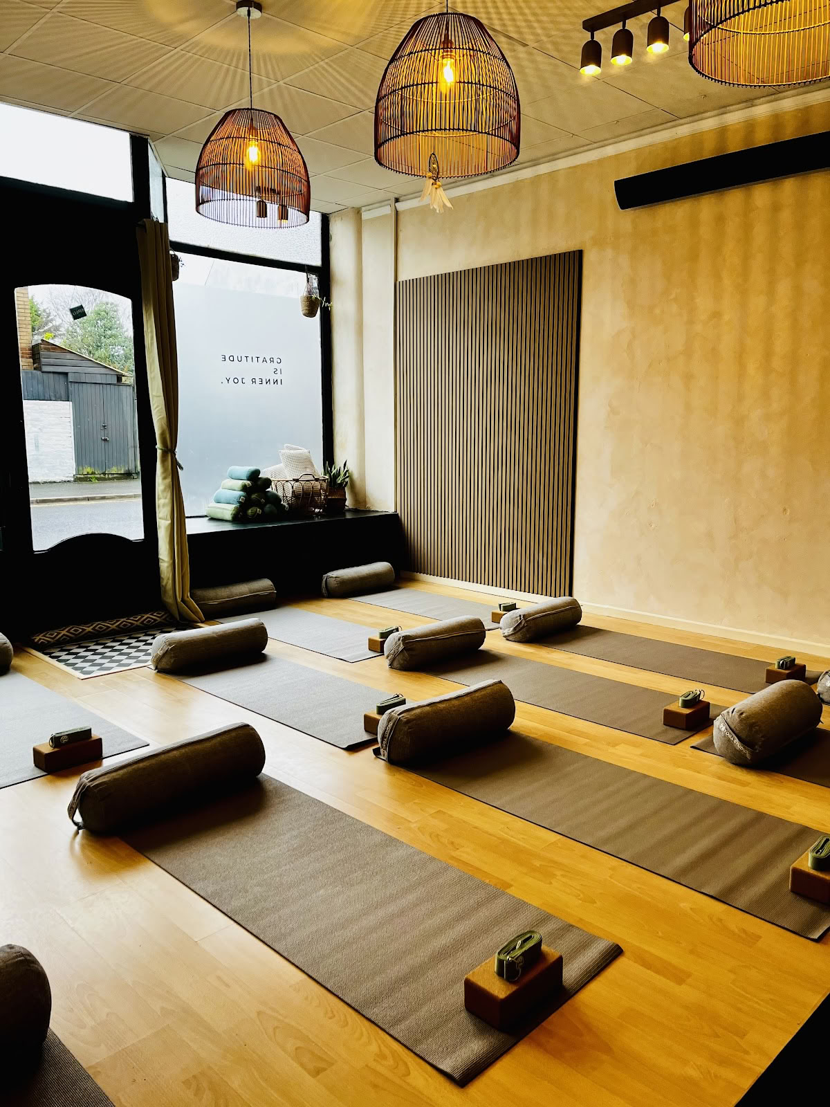 Joy Yoga Wellness Studio – infrarødt opvarmet yoga