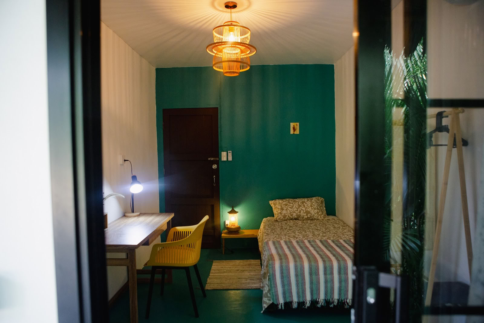 House of Om ved Bovy-stranden