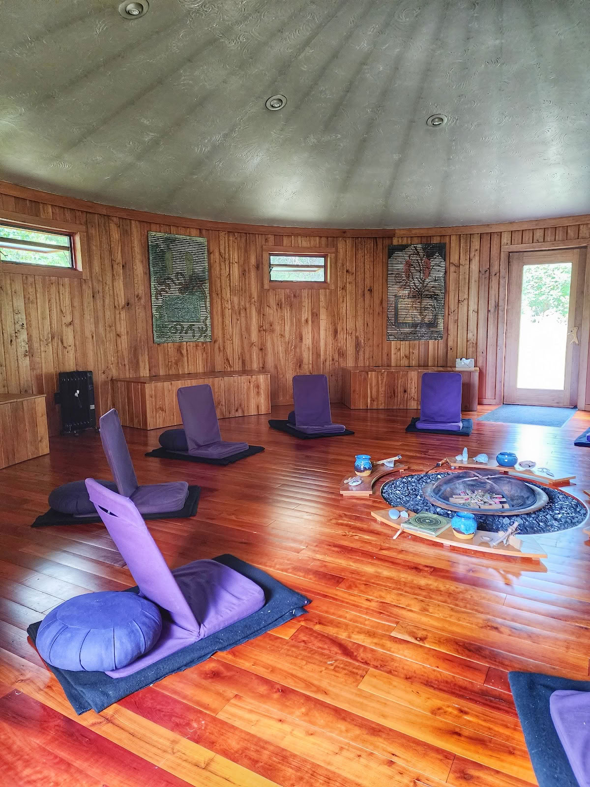 Hope Springs Institute - Inspirerende indre og global fred