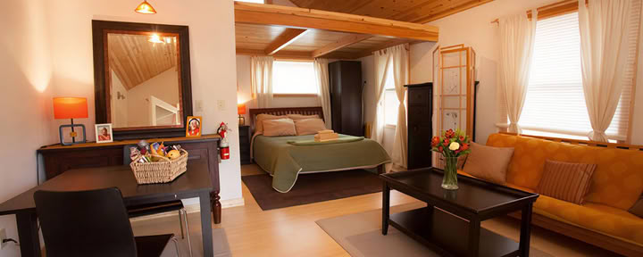 Deluxe Shanti - Private eller gifte par (queen-size seng + futon)